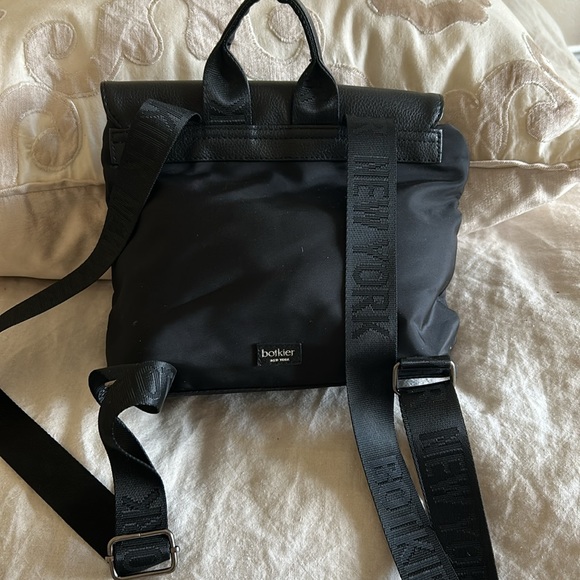 Botkier backpack - Picture 2 of 3